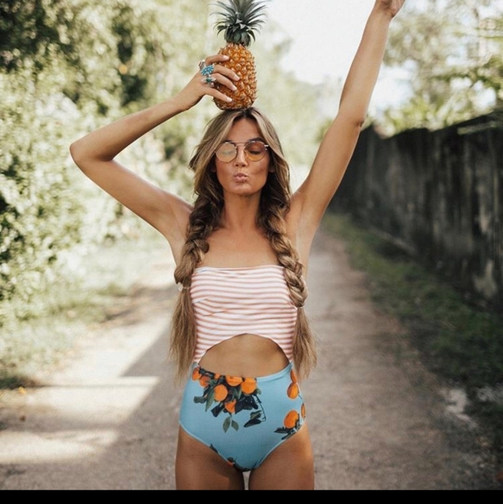 Albion fit day tripper swim suit